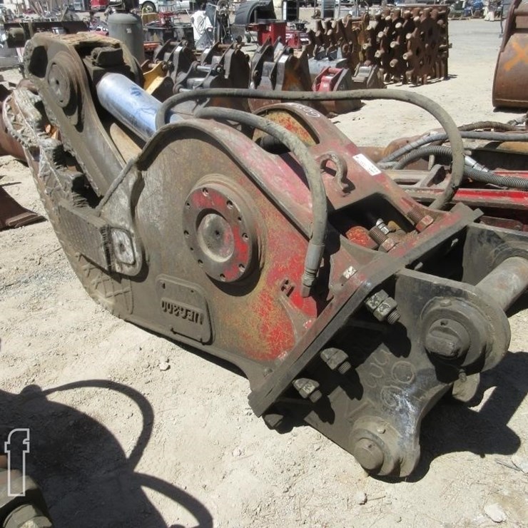 CATERPILLAR 330