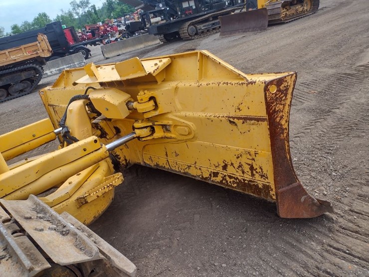 komatsu-d51pxi-22-image-25