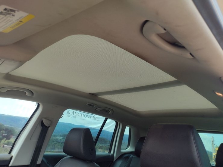 volkswagen-tiguan-image-15
