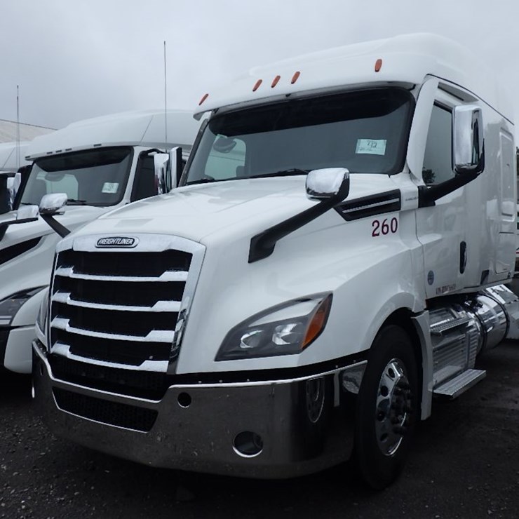 2024 FREIGHTLINER CASCADIA 126