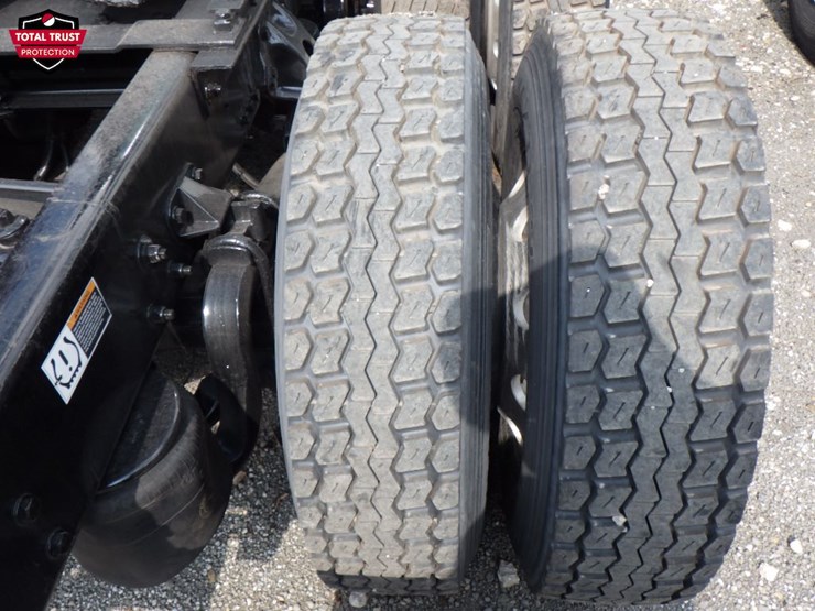 2020-kenworth-t680-image-7