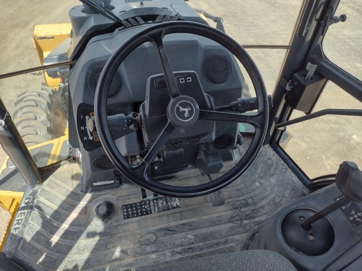 deere-310sl-image-9