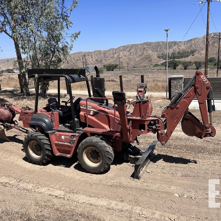 2003 DITCH WITCH RT95