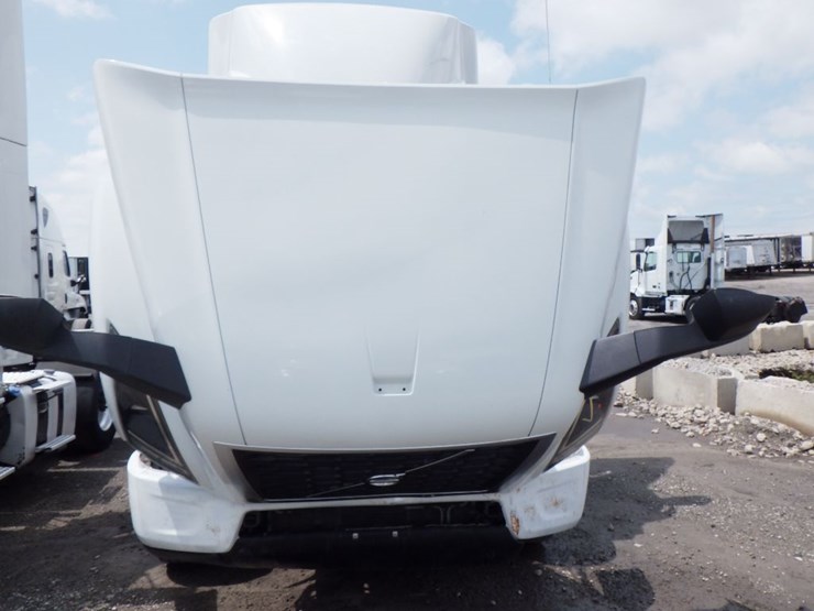 2020-volvo-vnr300-image-24