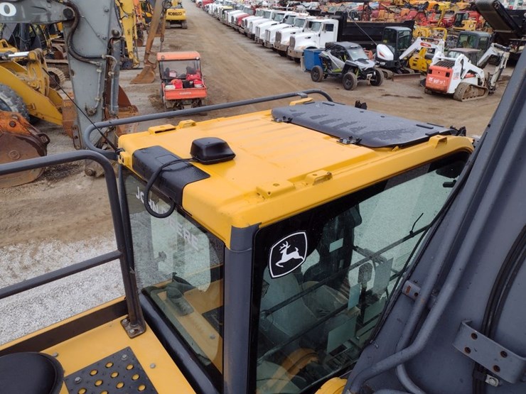 deere-380g-lc-image-38