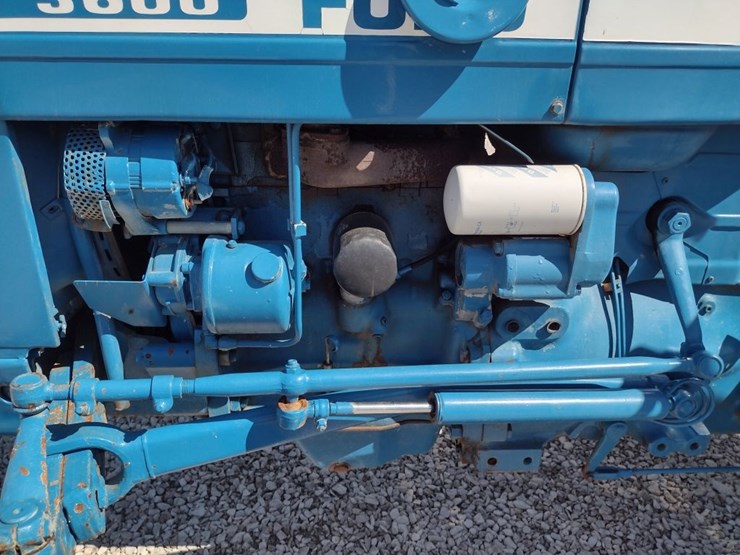 ford-3600-image-17