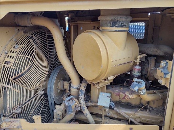 caterpillar-d6h-image-29