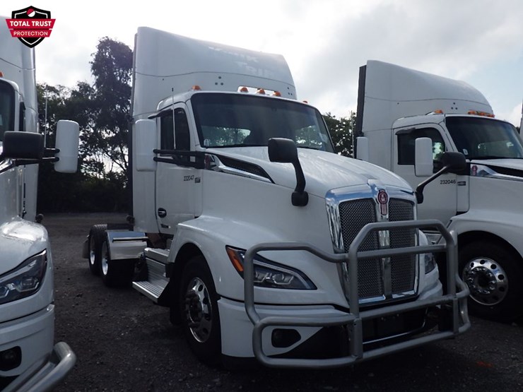 2024-kenworth-t680-image-3