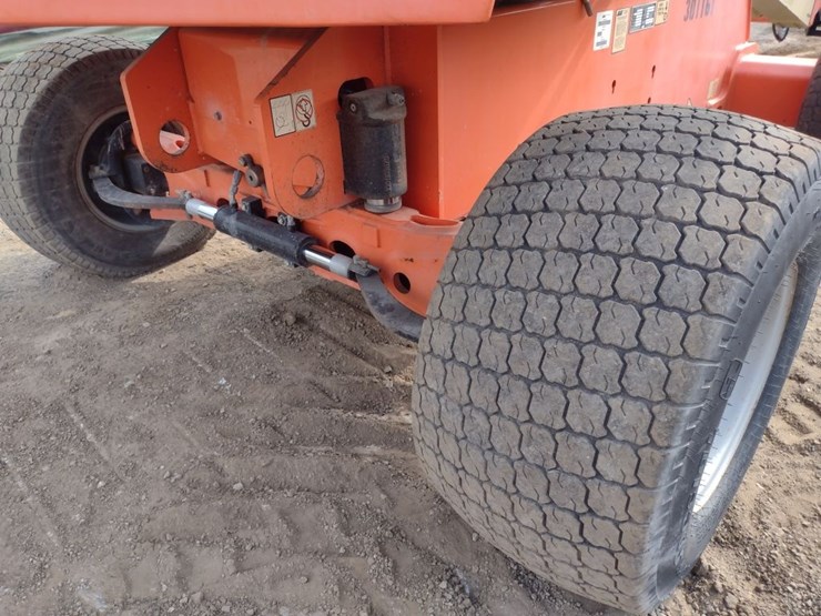 jlg-400s-image-16