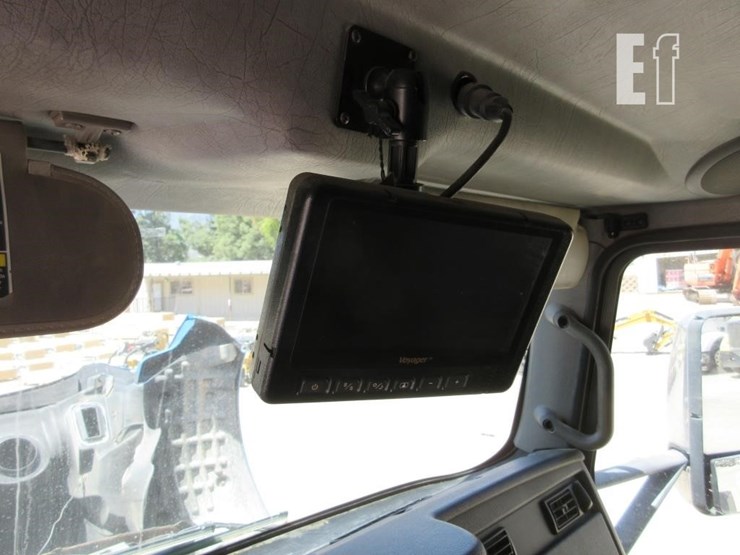 2016-kenworth-t270-image-14