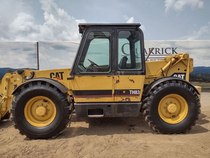 caterpillar-th83-image-12