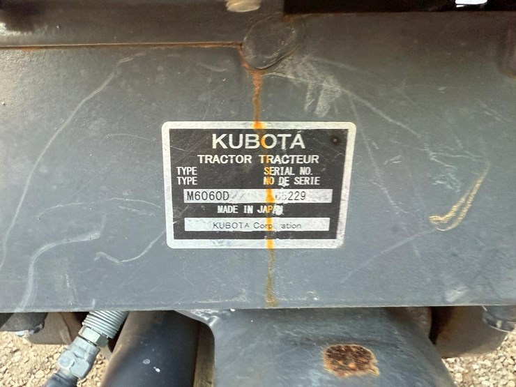 2020-kubota-m6060-image-29