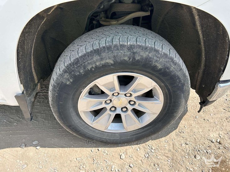 2019-chevrolet-silverado-1500-image-22