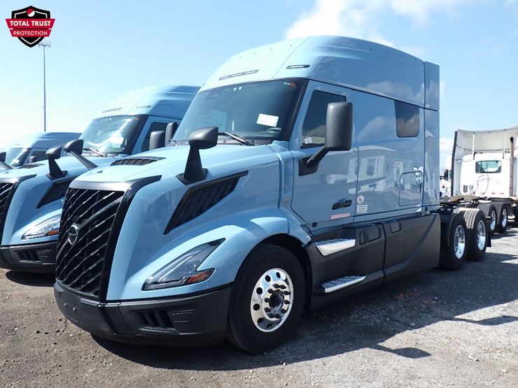 2026-volvo-vnl840-image-1