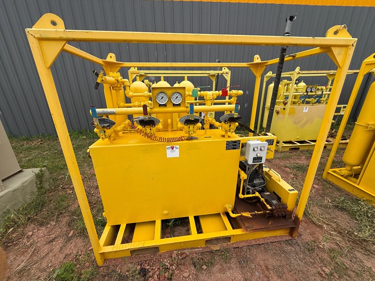 meyer-3k-wp-diesel-powered-4-station-accumulator-closing-unit,-skidded-image-1