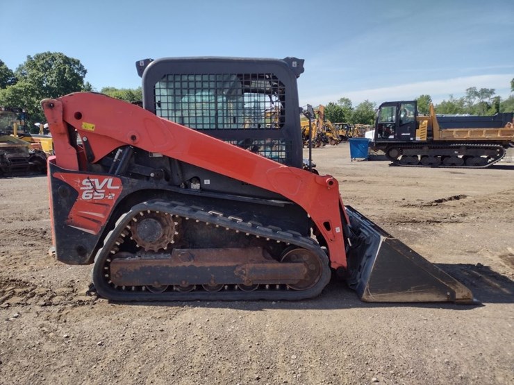 kubota-svl65-2-image-3