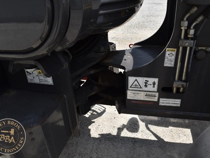 2018-new-holland-w80c-image-32