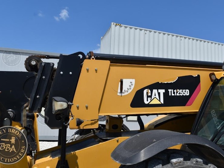 2018-caterpillar-tl1255d-image-24