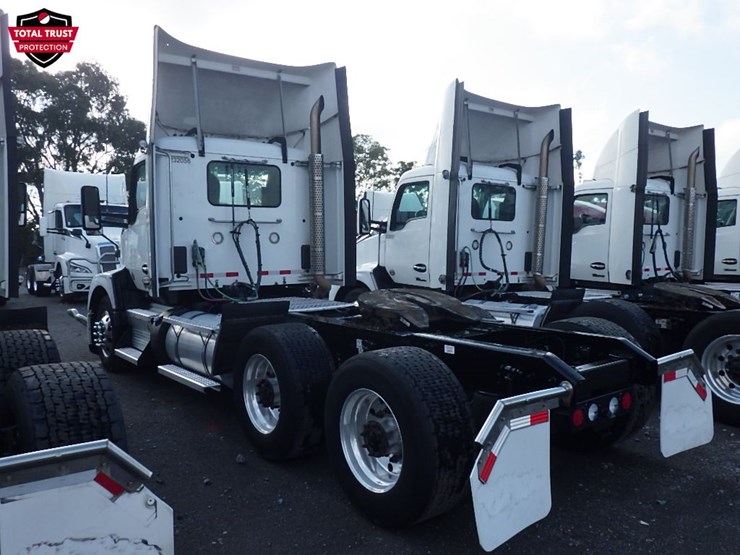 2024-kenworth-t680-image-12