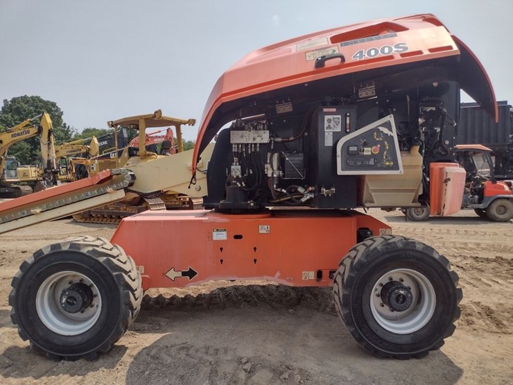 jlg-400s-image-20