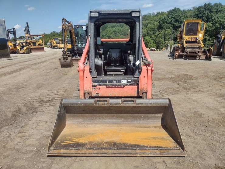 kubota-svl65-image-2