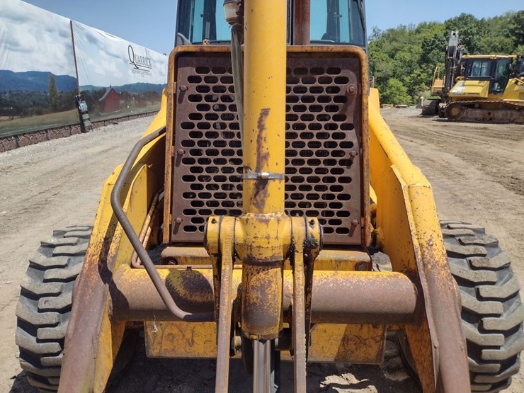 john-deere-310d-image-25