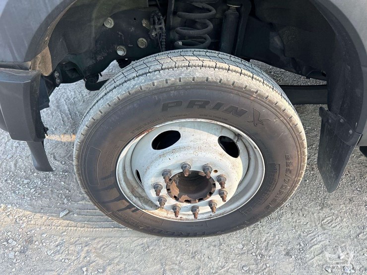 2019-ford-f450-image-26