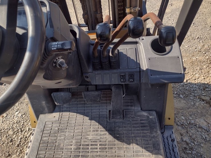 caterpillar-2c6000-image-9