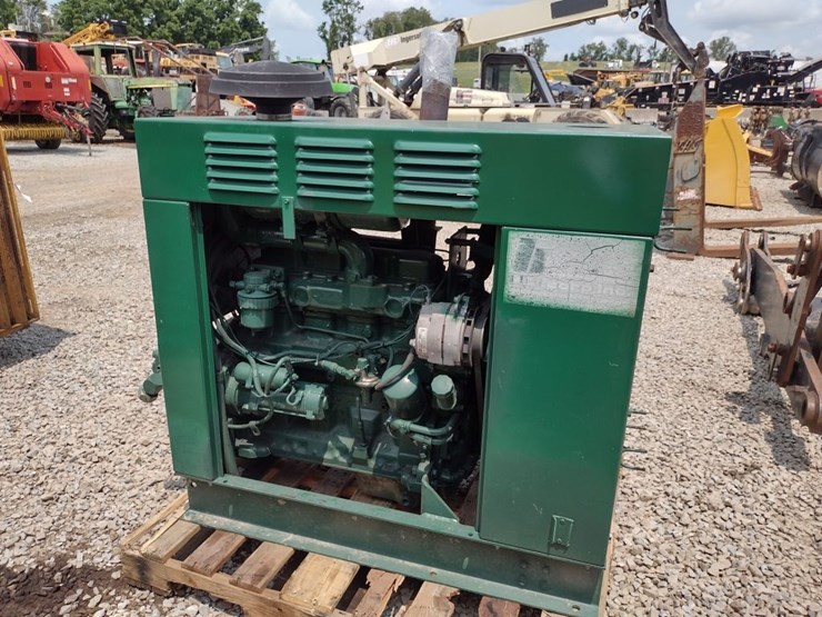 john-deere-4039-image-3