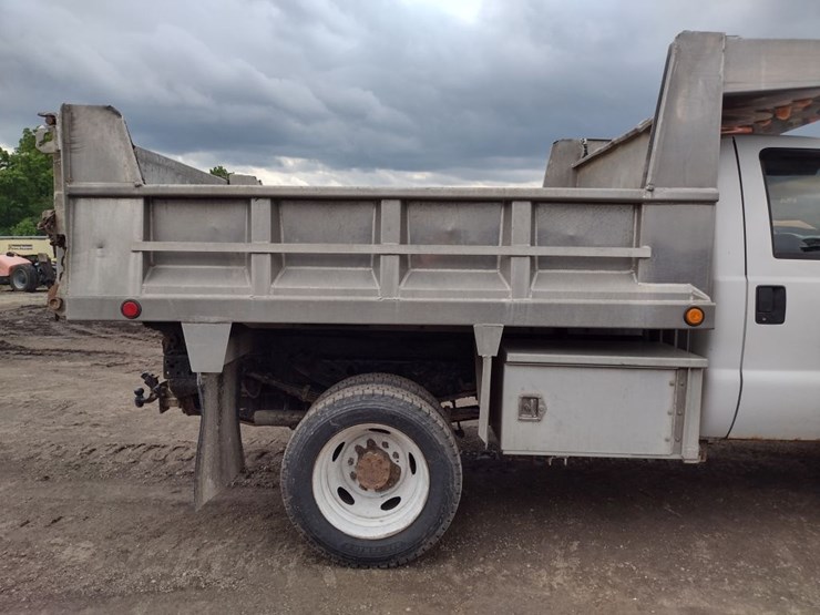 ford-f550-image-27