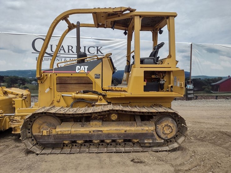 caterpillar-d5g-xl-image-16