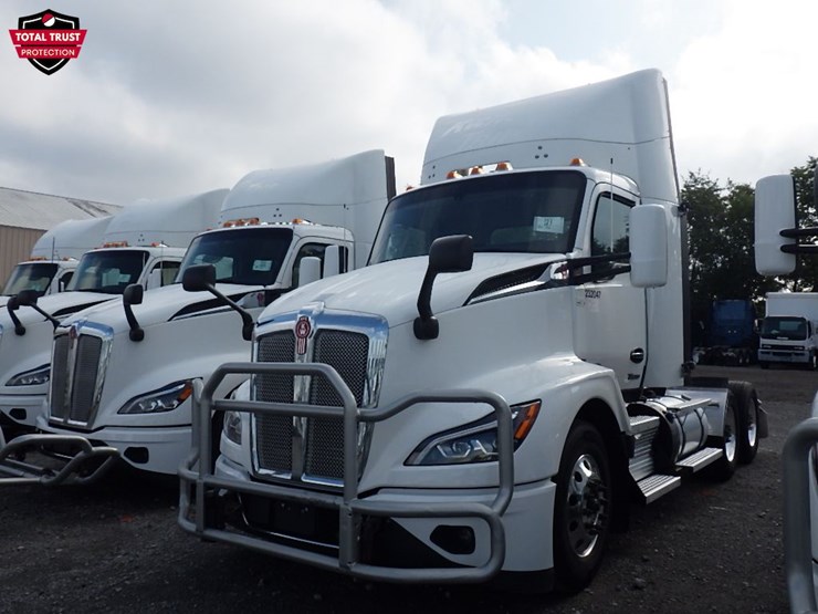 2024-kenworth-t680-image-1