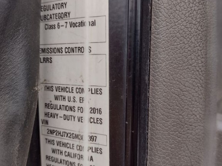 peterbilt-337-image-5