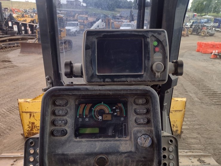 komatsu-d51pxi-22-image-7