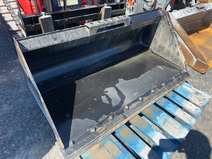 2023-manitou-1050rt-image-26