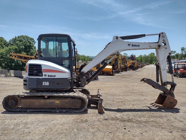 bobcat-e50-image-3