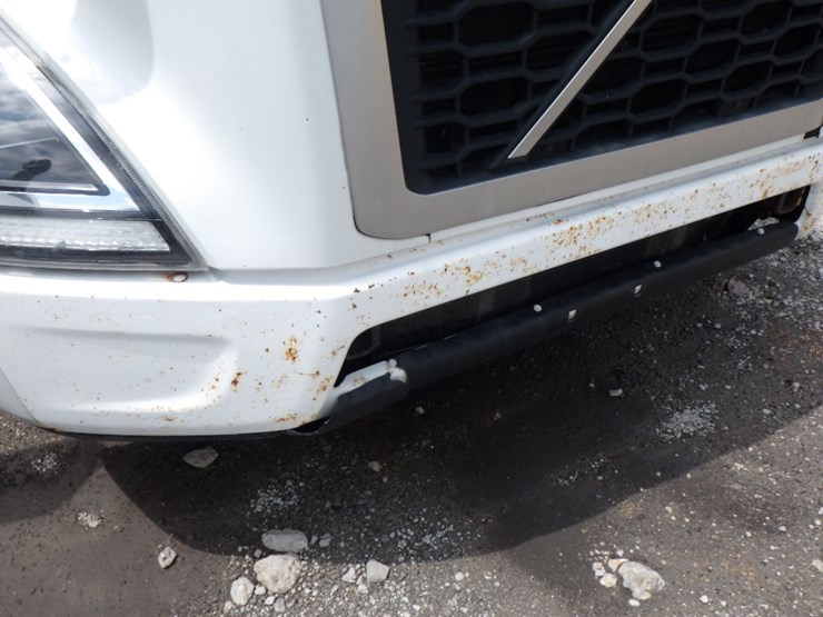 2020-volvo-vnr300-image-4