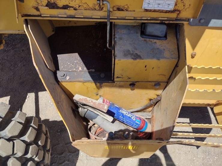 deere-310l-image-18