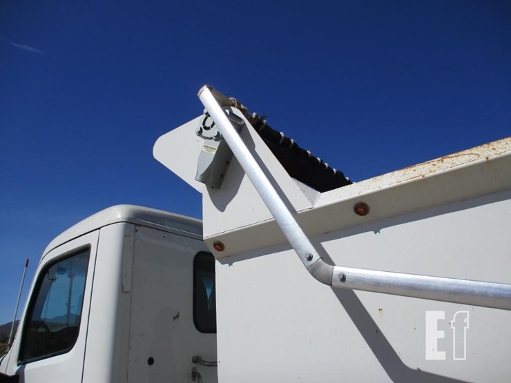 2016-peterbilt-579-image-26