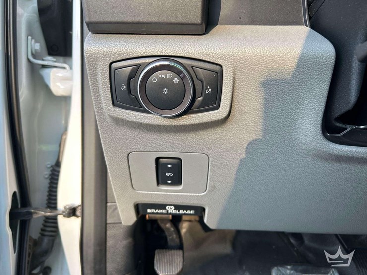 2019-ford-f450-image-15