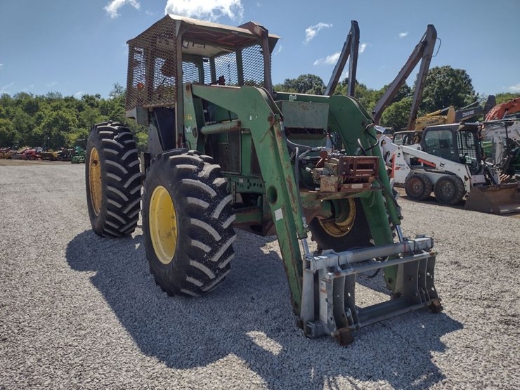 john-deere-7210-image-36