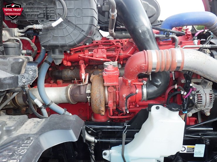 2024-kenworth-t680-image-30