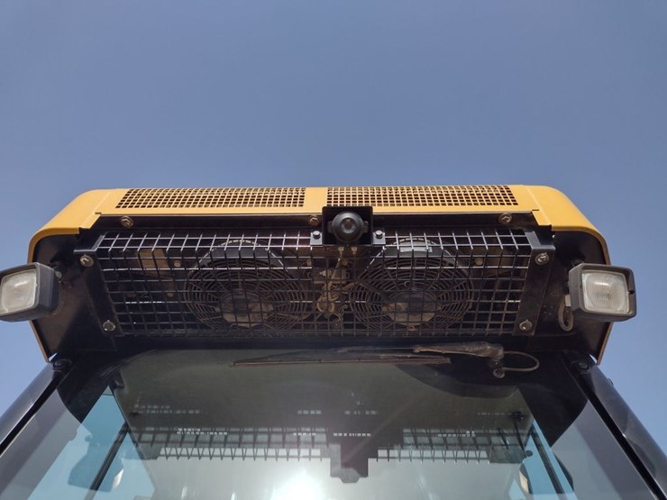 caterpillar-d6k2-xl-image-35