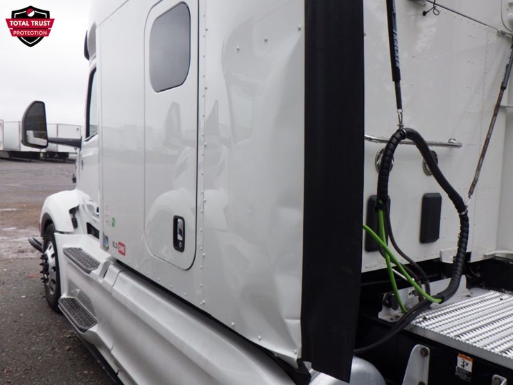 2022-peterbilt-579-image-19