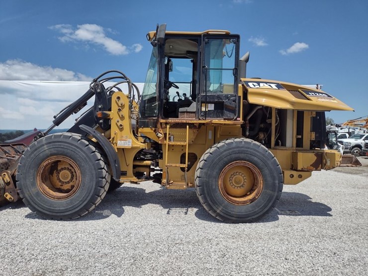 caterpillar-it28g-image-16