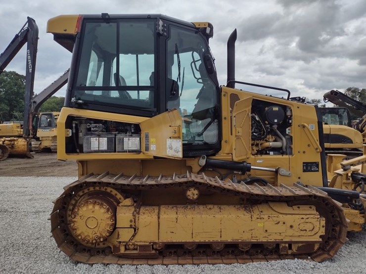 caterpillar-d1-image-25