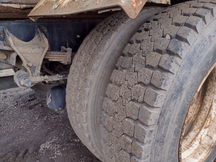 ford-f750-image-16
