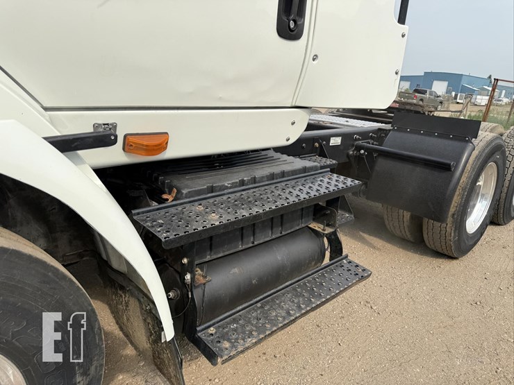 2009-international-transtar-8600-image-13