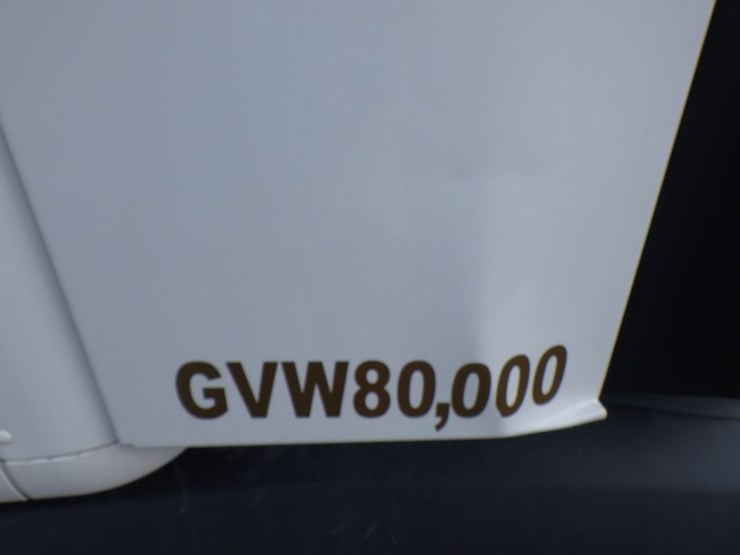 2021-kenworth-t680-image-17