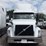 2016-volvo-vnl300-image-2